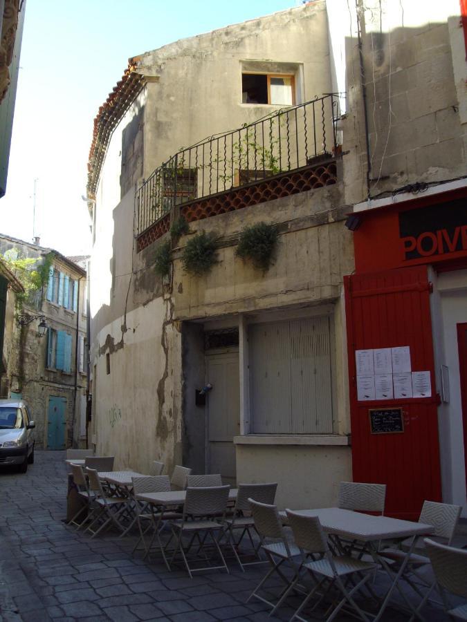 Cueva Lägenhet Arles Exteriör bild